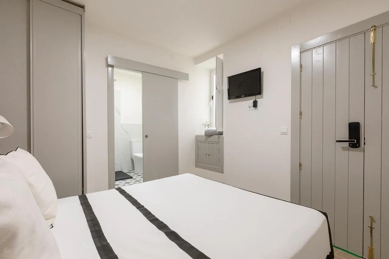 Nuea Santa Cruz Hotel Seville Guest house