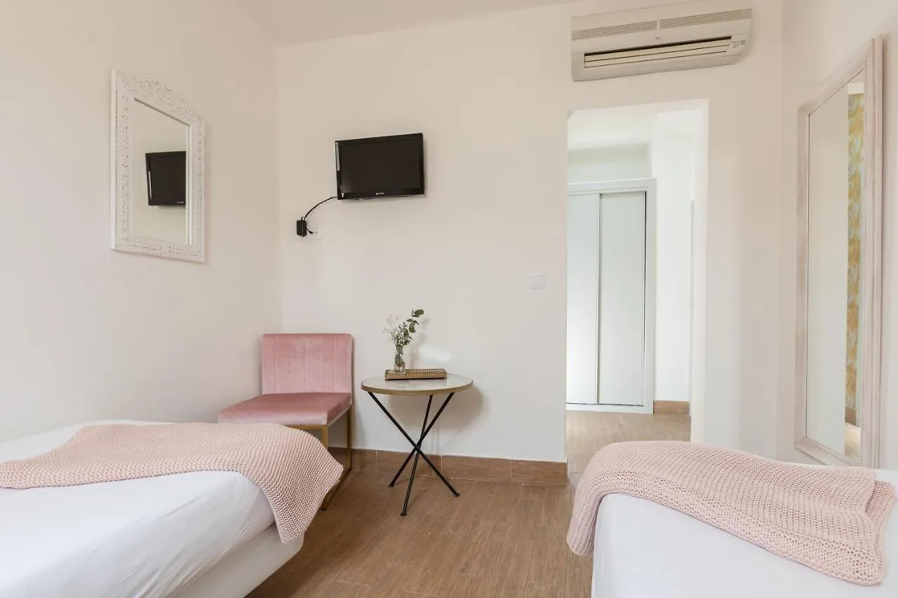 Santacruz Hostal Plaza Sevilla Pensión